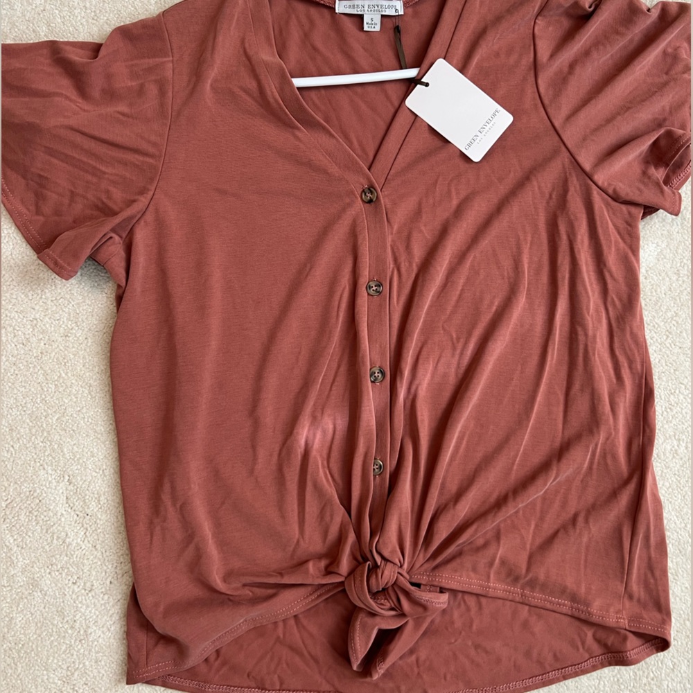 Green Envelope Women’s Top, Size Small